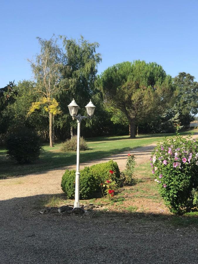La Maladrie Panzió Vouzailles Kültér fotó