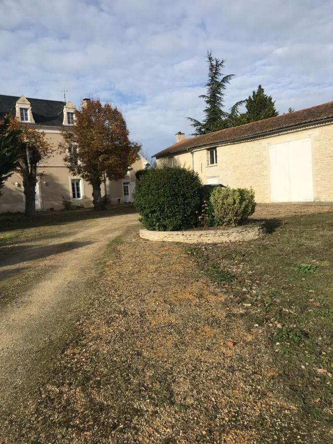 La Maladrie Panzió Vouzailles Kültér fotó